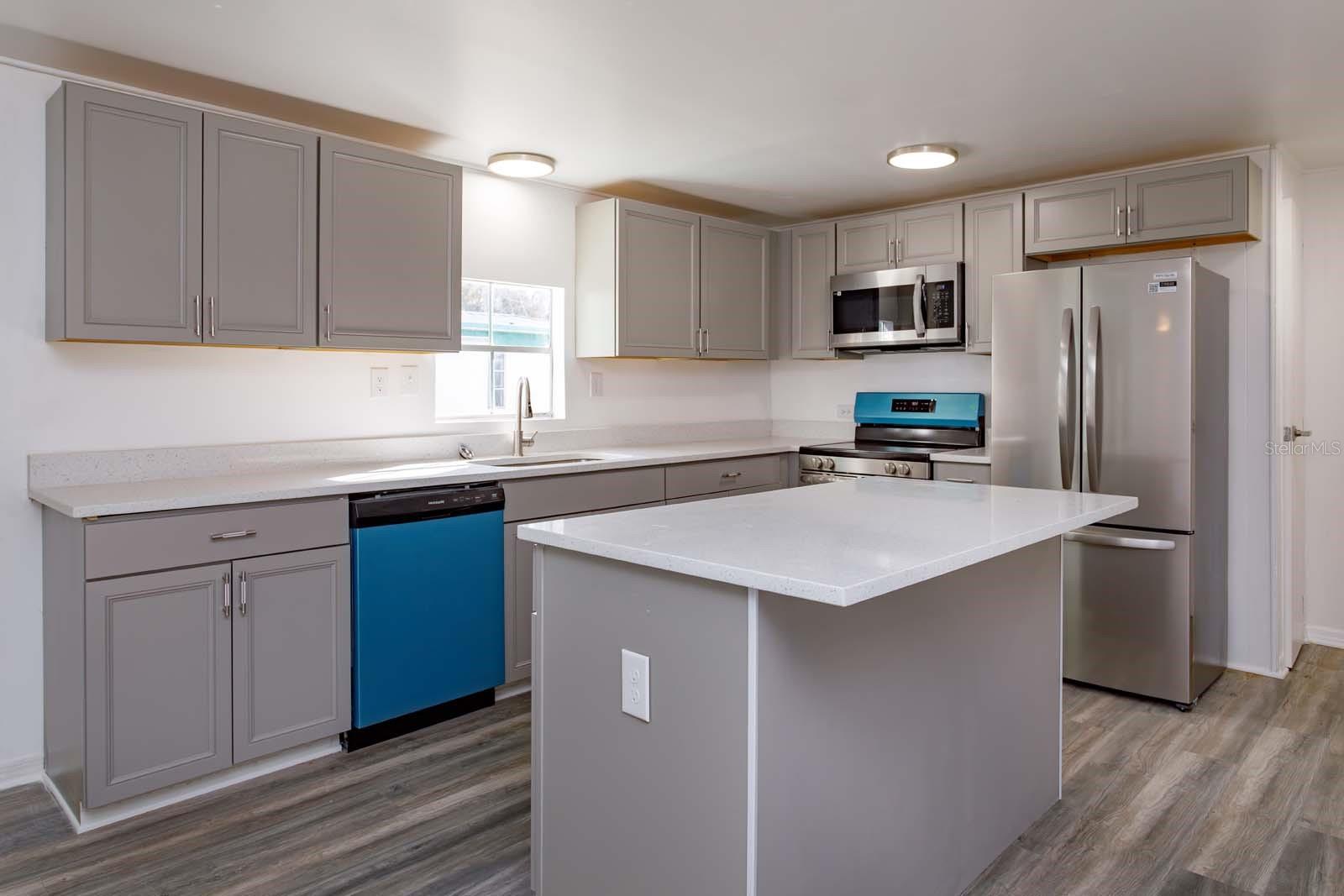 SUMTER GDNS&BUSHNELL PARK 02 - Residential