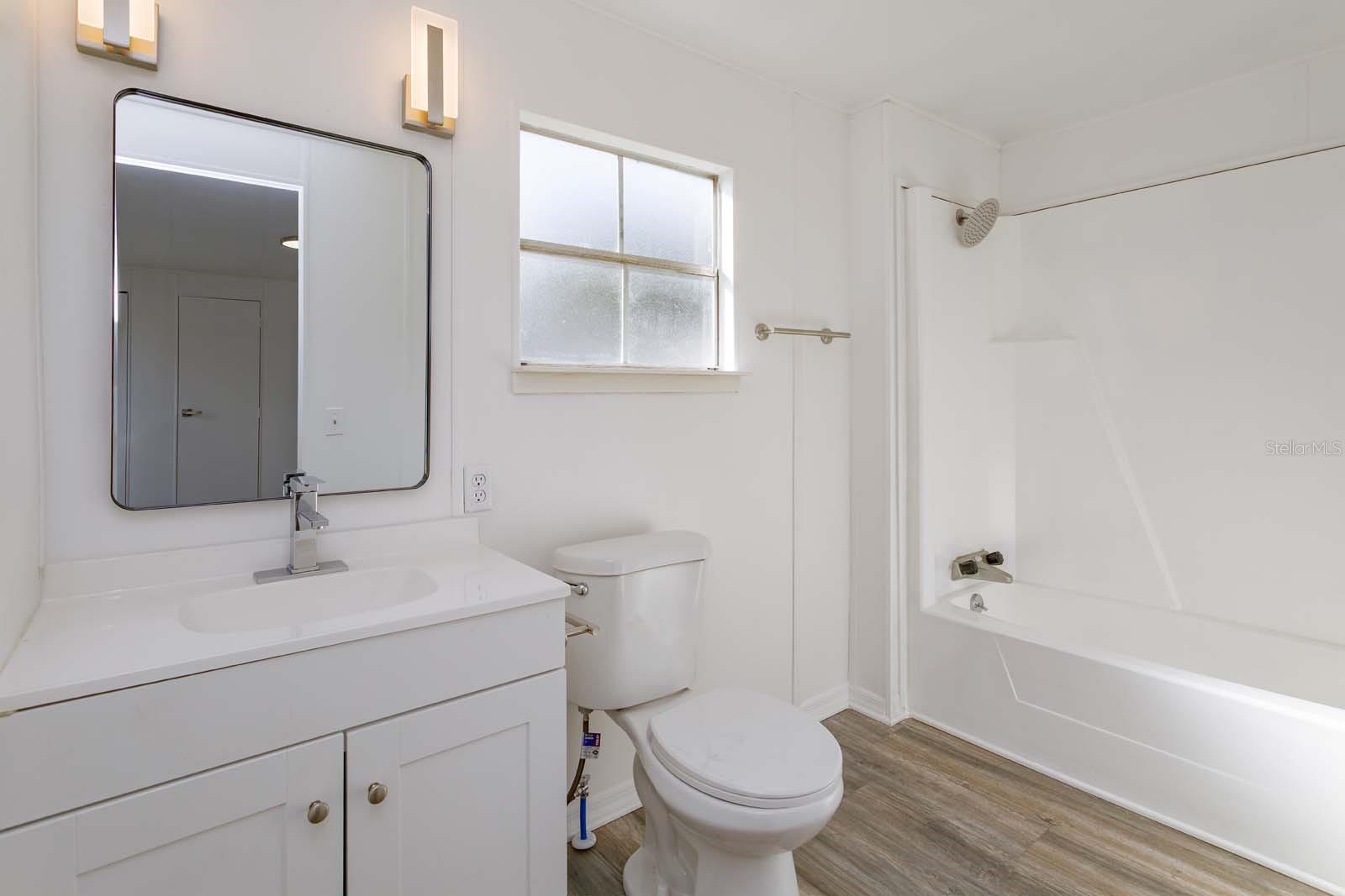 SUMTER GDNS&BUSHNELL PARK 02 - Residential