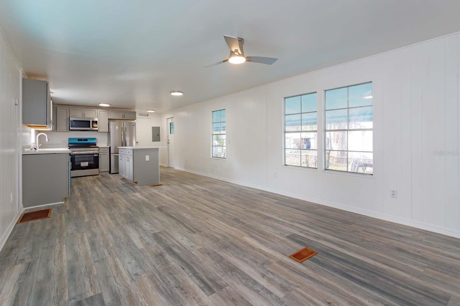 SUMTER GDNS&BUSHNELL PARK 02 - Residential