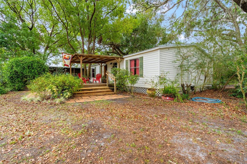 Photo of 3614 William Ray Road, Plant City, FL 33565 (MLS # TB8370912)