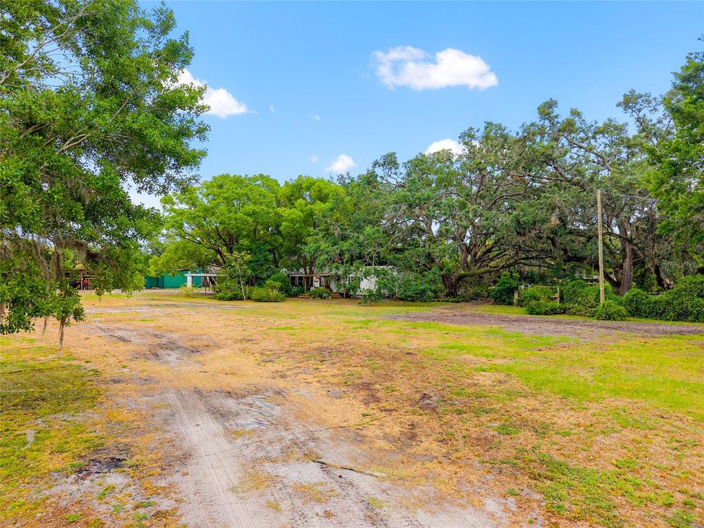 Photo of 3614 William Ray Road, Plant City, FL 33565 (MLS # TB8370912)