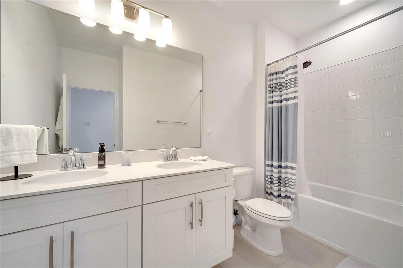 ENCORE AT OVATION - Residential