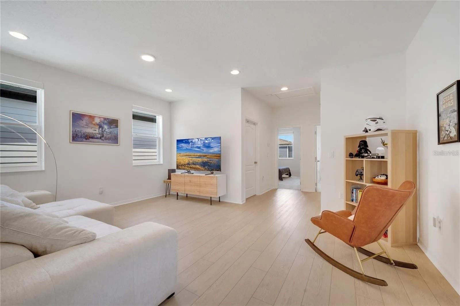 ENCORE AT OVATION - Residential