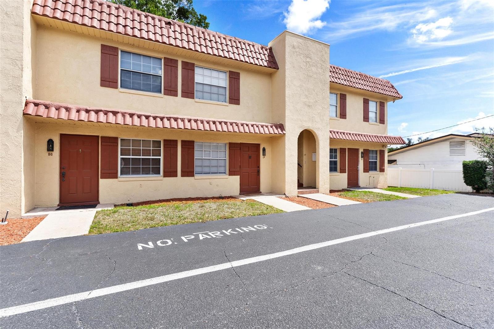 LEESBURG SPANISH OAKS CONDO - Residential