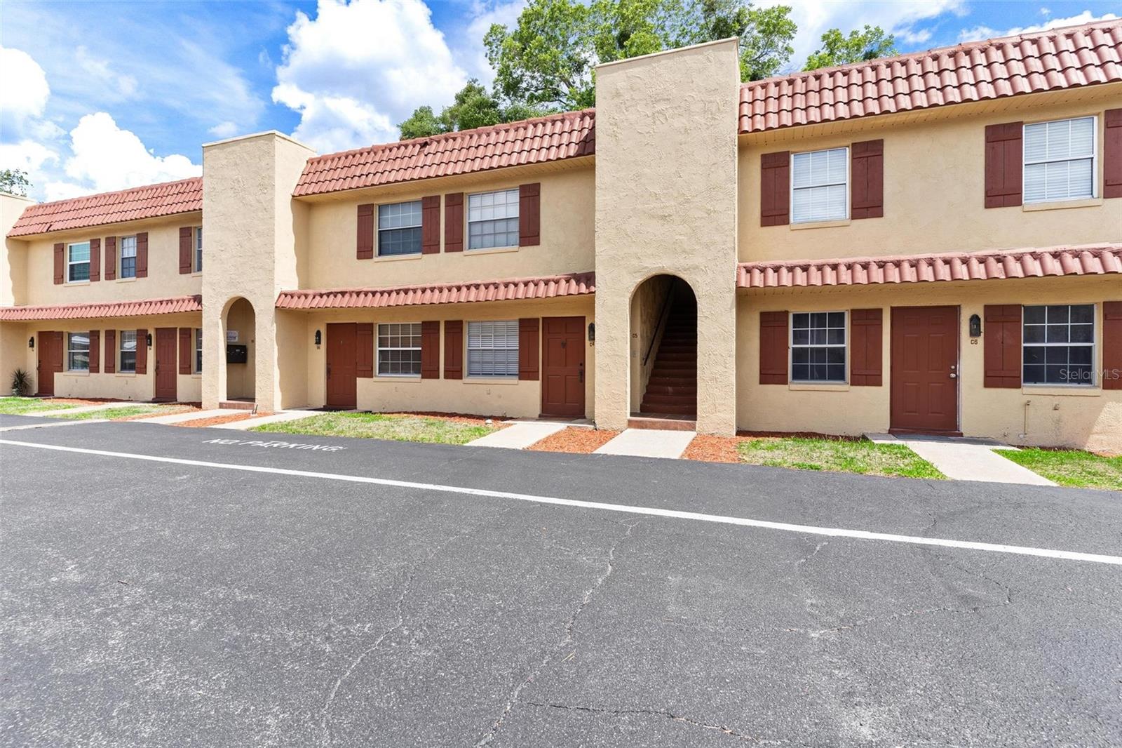 LEESBURG SPANISH OAKS CONDO - Residential