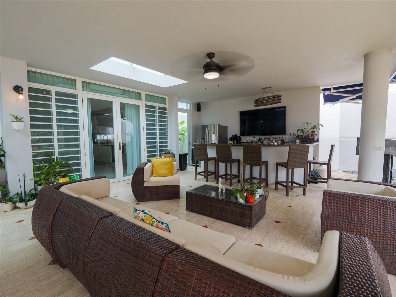 PASEOS - Residential