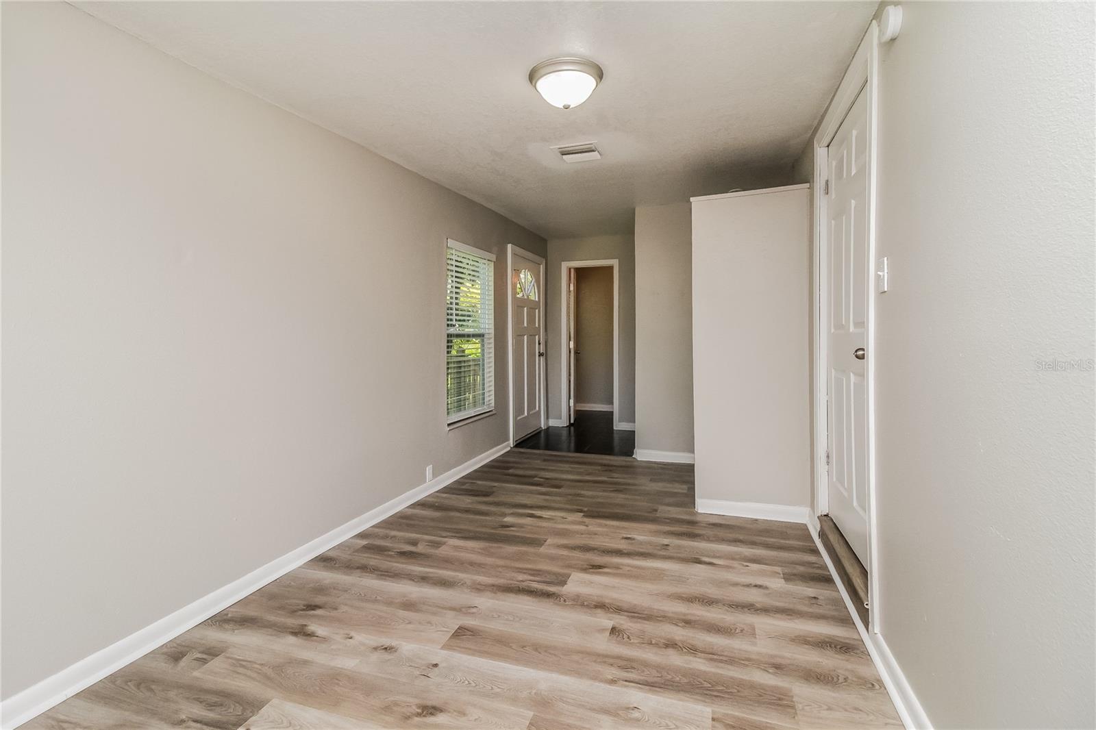 MOUNT DORA - Residential Lease