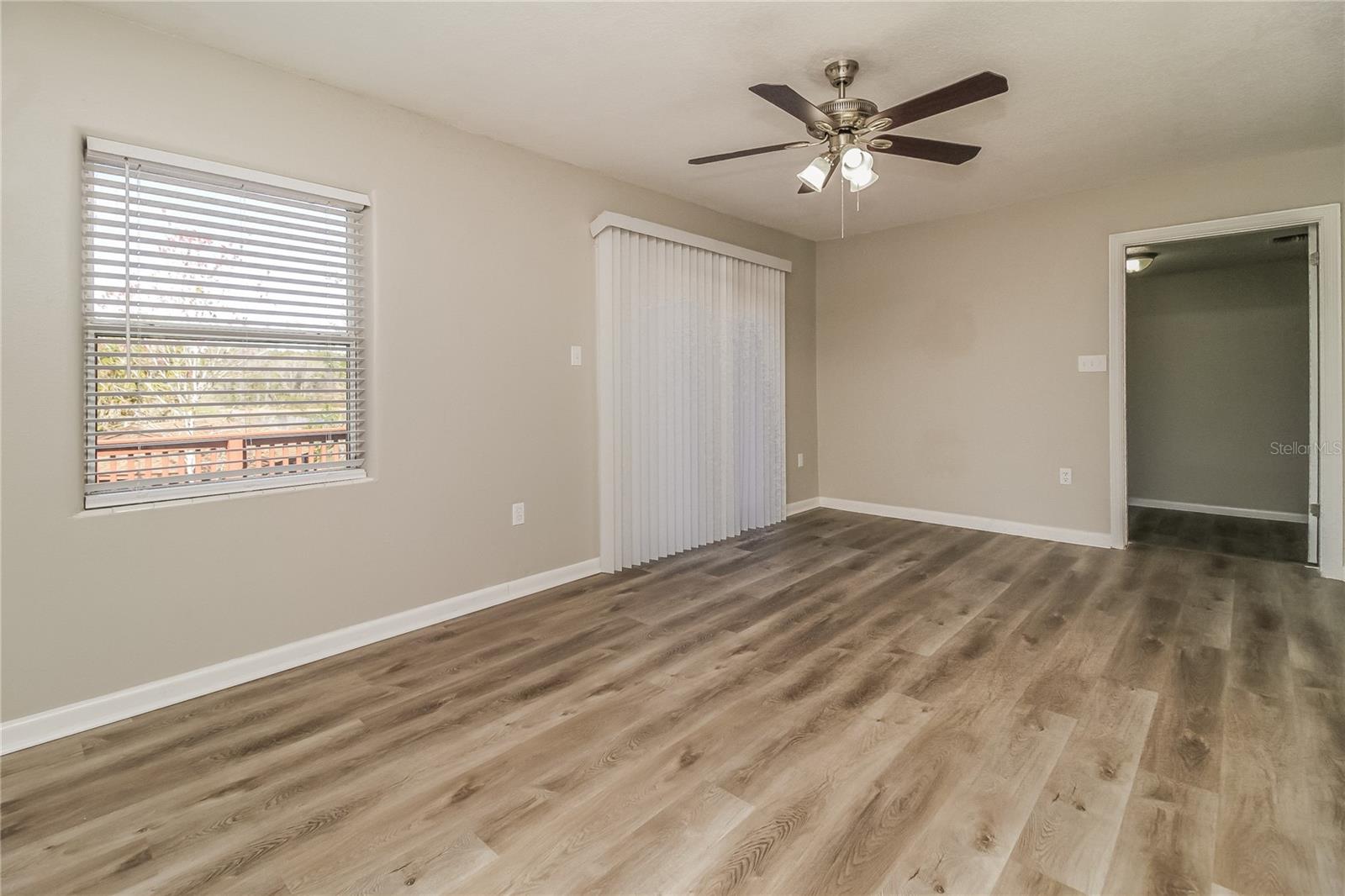 MOUNT DORA - Residential Lease