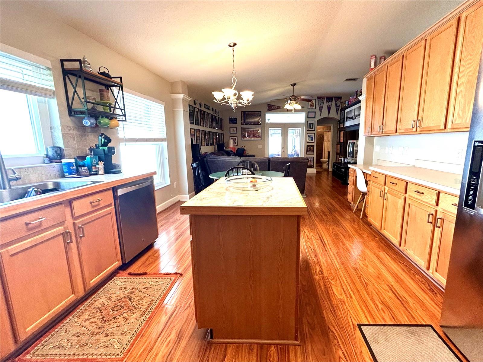 OAKHURST RESERVE UNIT ONE - Residential