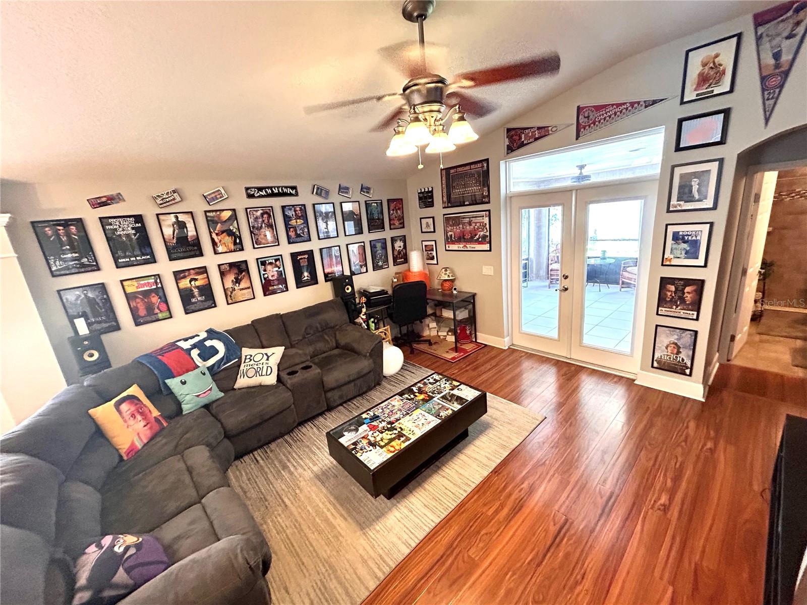 OAKHURST RESERVE UNIT ONE - Residential