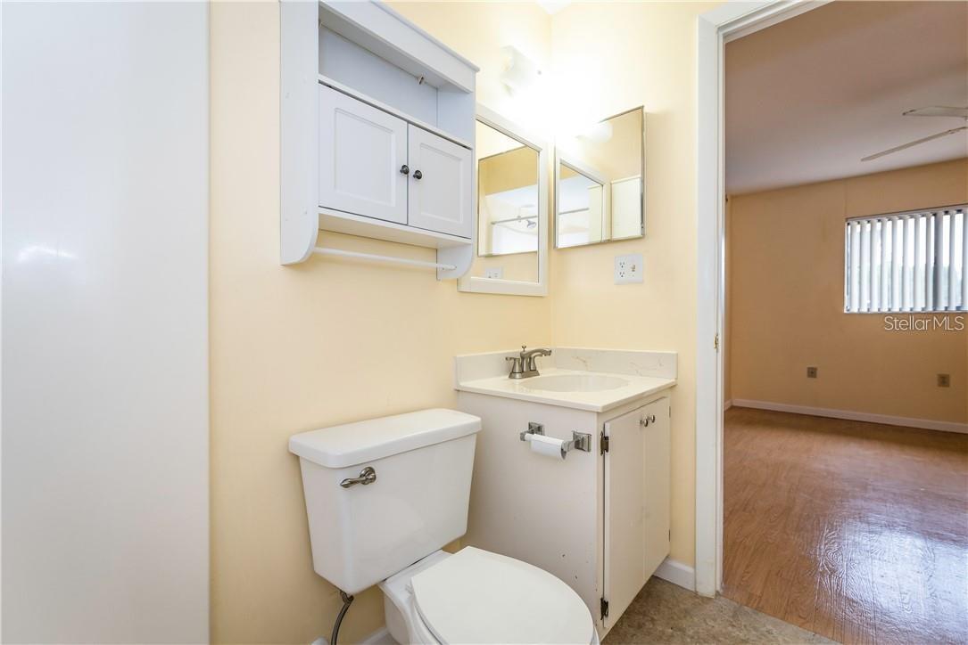 LAKESHORE CHARLOTTE COUNTY PH 03 - Residential Lease