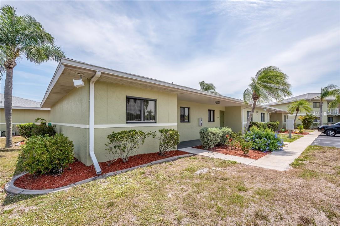 LAKESHORE CHARLOTTE COUNTY PH 03 - Residential Lease