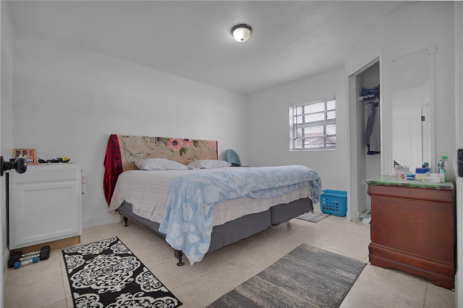 MAEBERT SUBDIVISION REPLAT BLKS 1 AND 5 - Residential