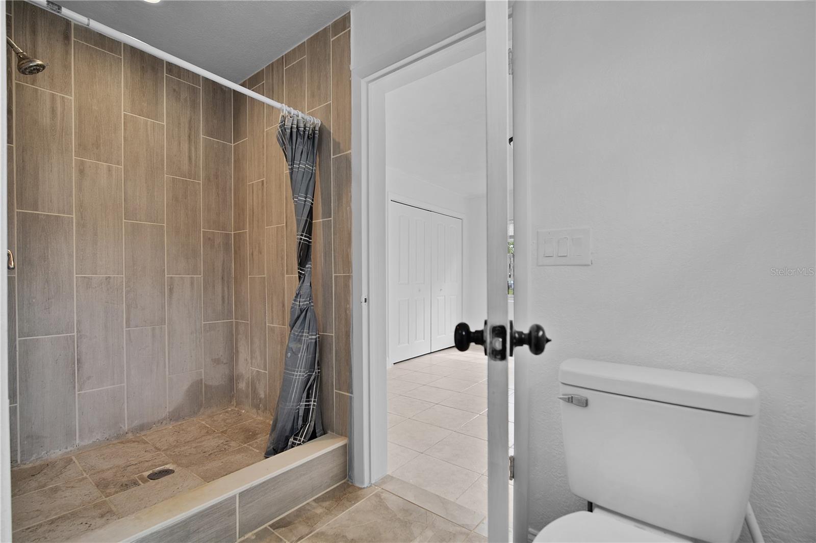 MAEBERT SUBDIVISION REPLAT BLKS 1 AND 5 - Residential