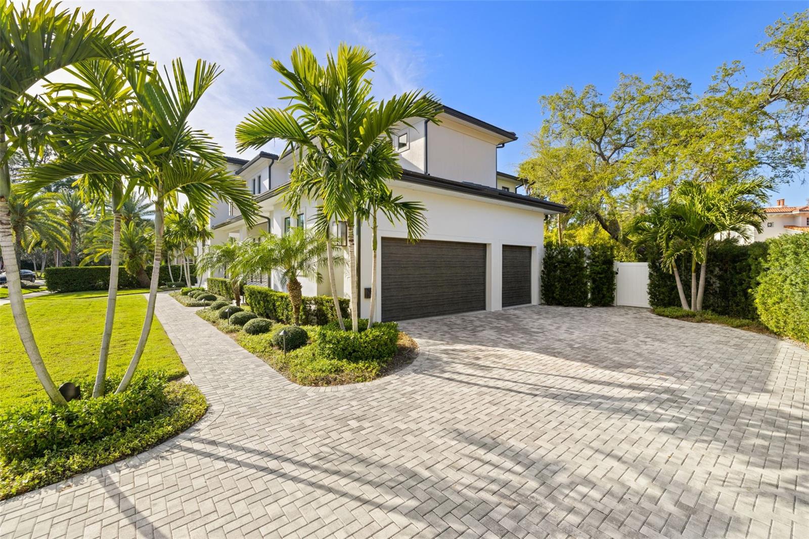 BEACH PARK - Residential