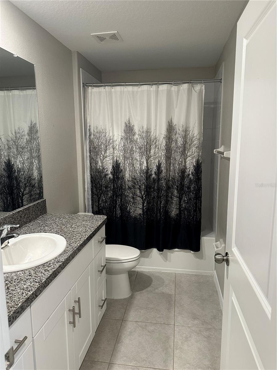 LEISEY SUB - Residential Lease