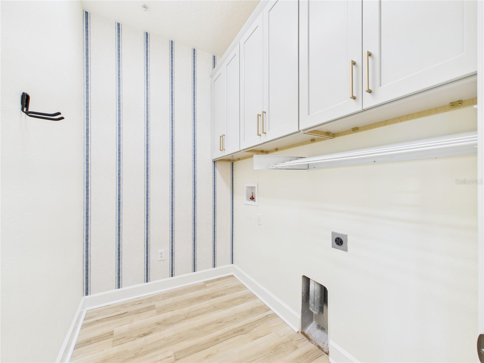 400 CINNAMON BEACH WAY 321