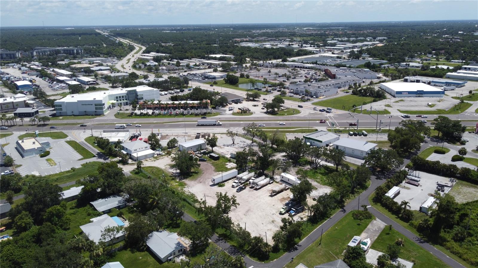 SIBLEYS CHARLOTTE HARBOR - Commercial Sale