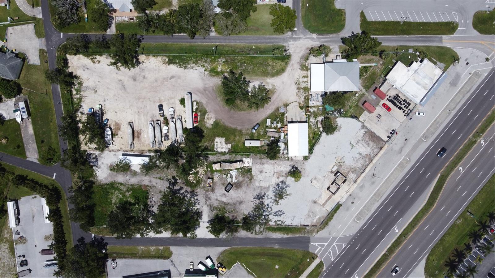 SIBLEYS CHARLOTTE HARBOR - Commercial Sale
