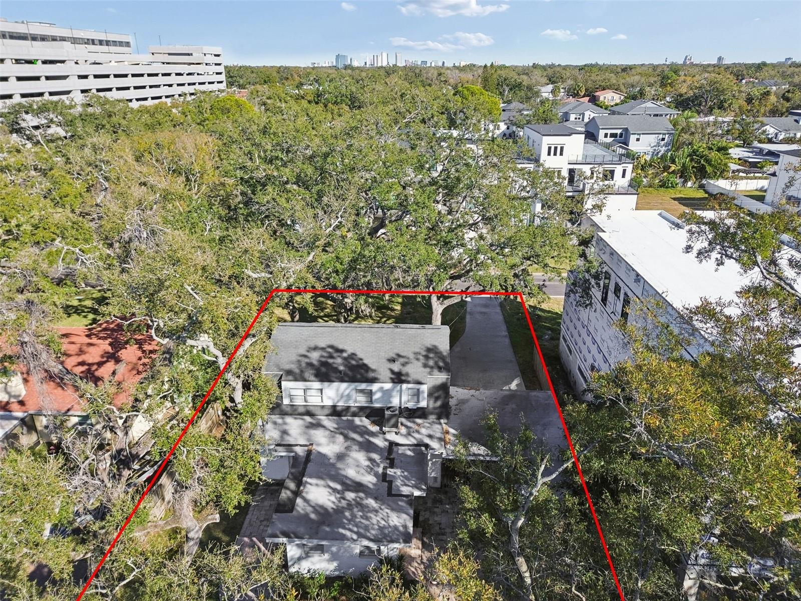 205 S OCCIDENT STREET