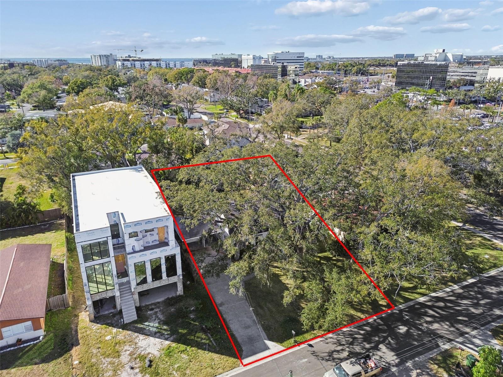 205 S OCCIDENT STREET