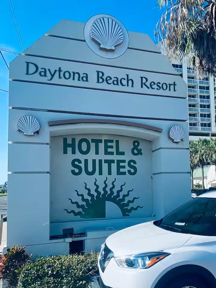 DAYTONA BEACH RESORT & CONF CENTER - Residential