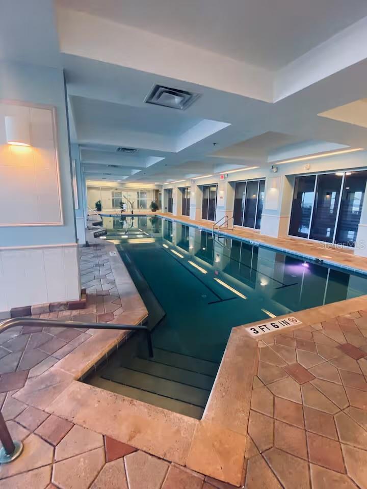 DAYTONA BEACH RESORT & CONF CENTER - Residential