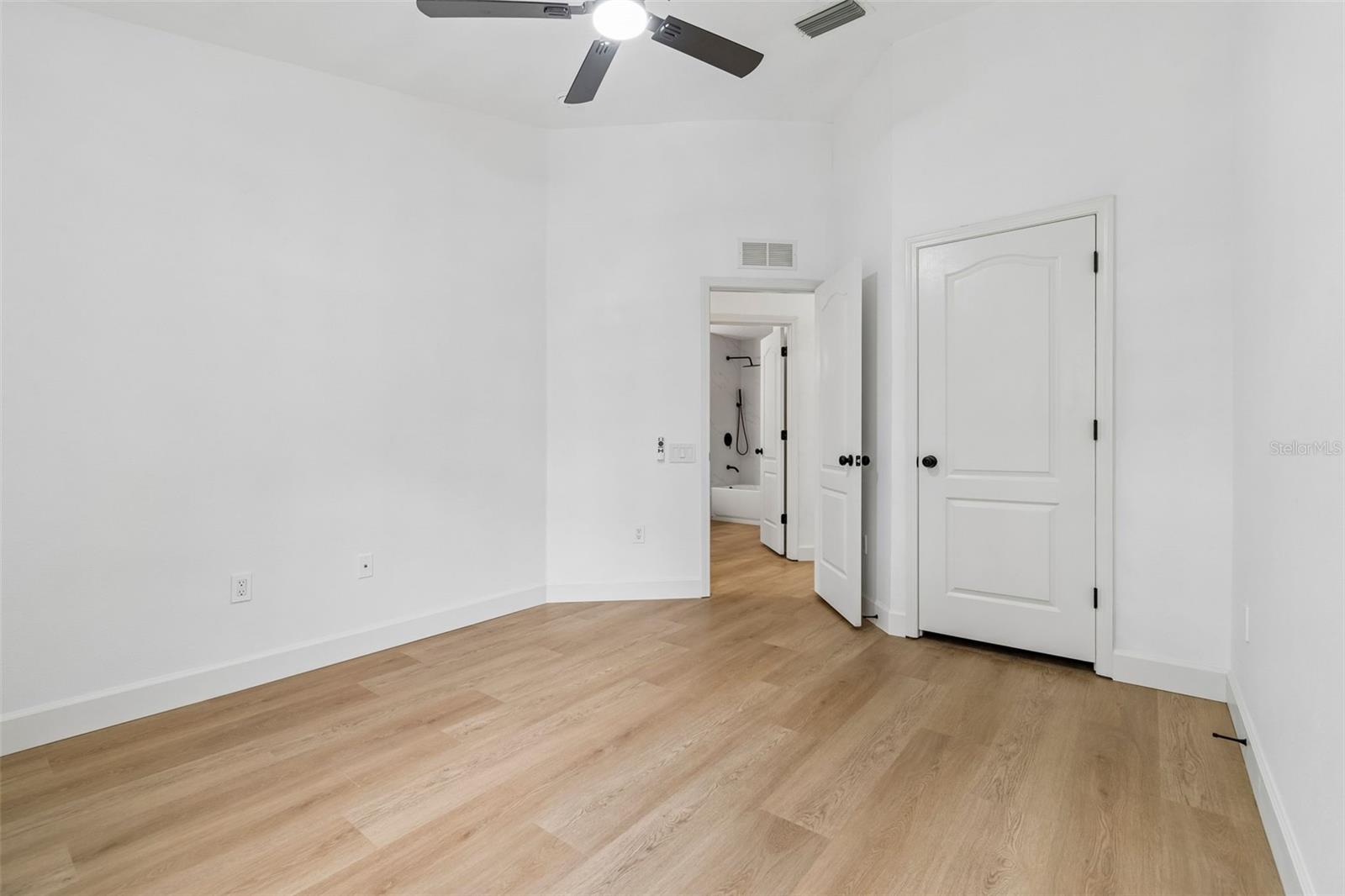 VALHALLA PH 1-2 - Residential