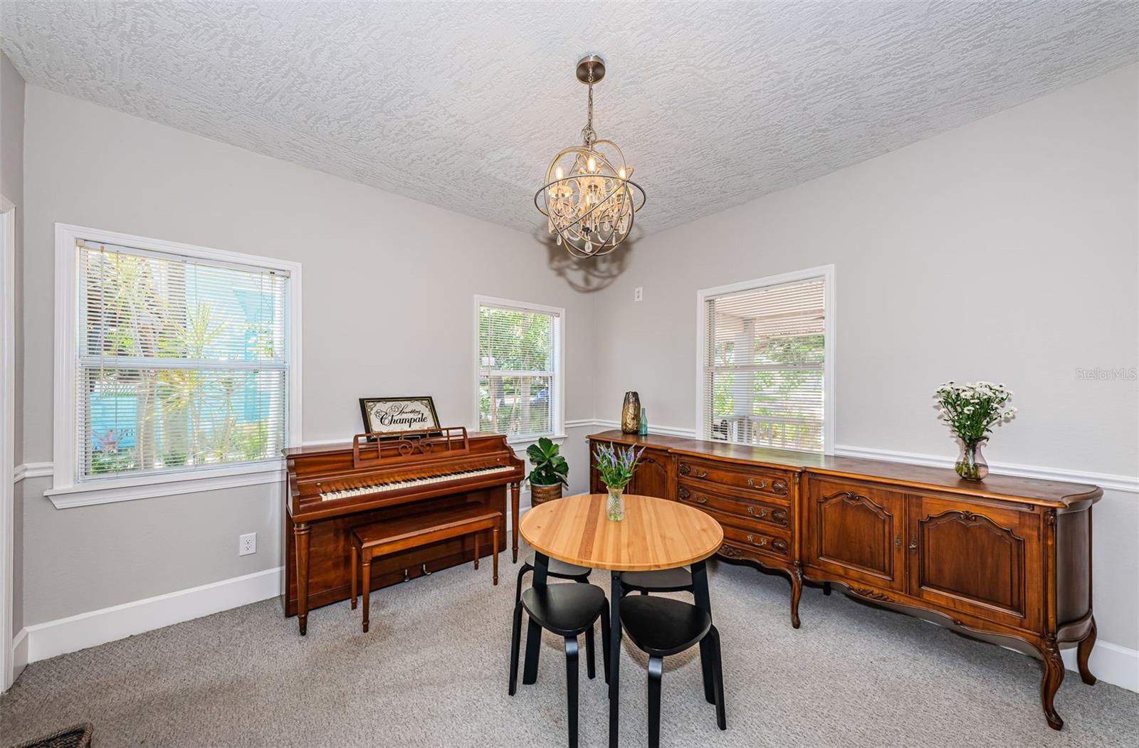 LONGLEYS SUB - Residential Lease