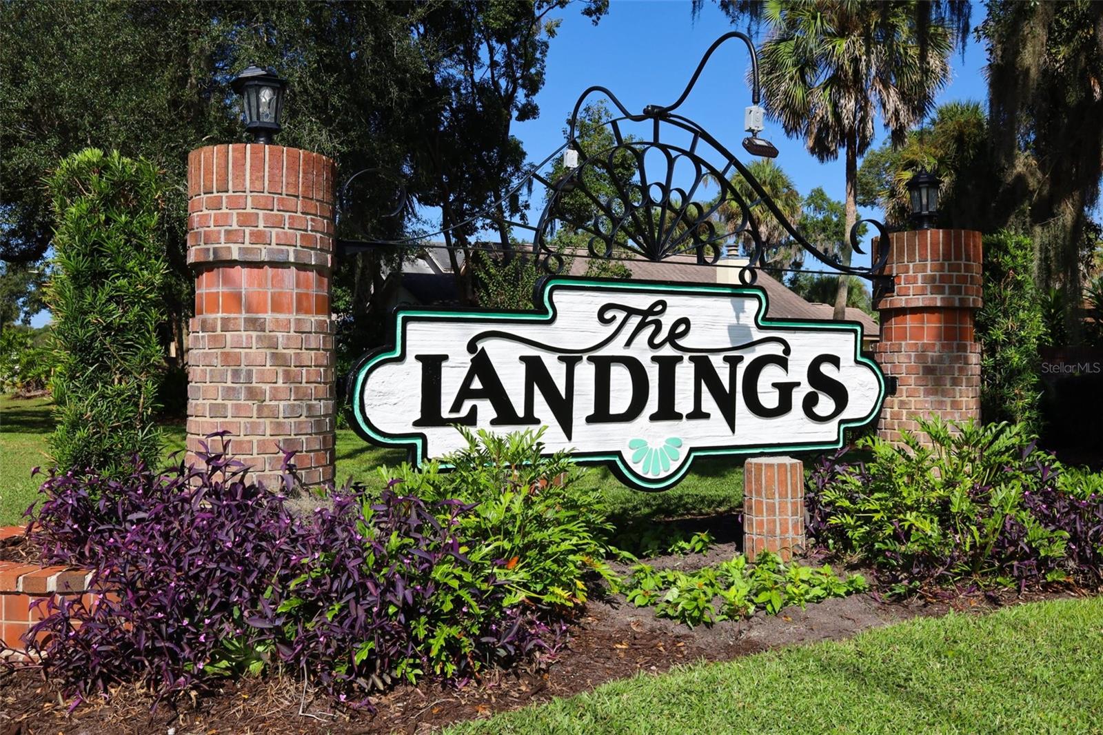LANDINGS THE - Residential