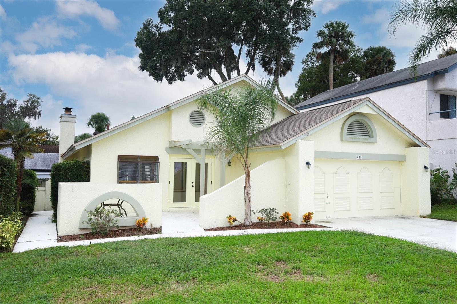 LANDINGS THE - Residential