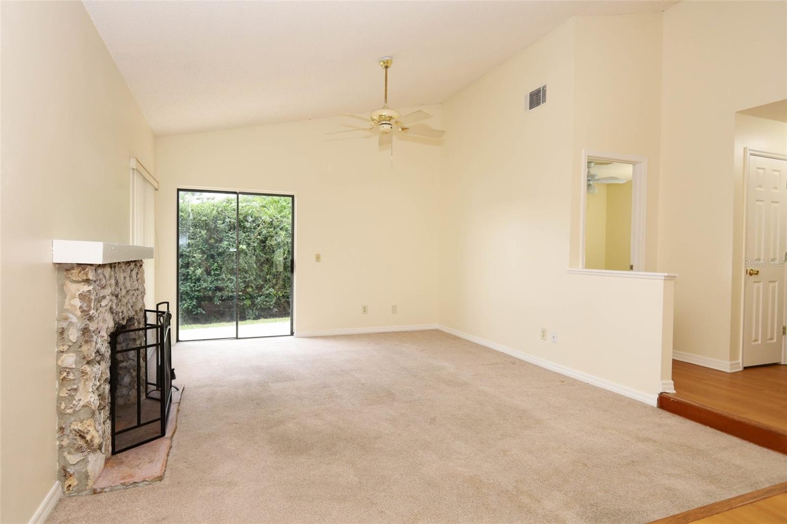 LANDINGS THE - Residential