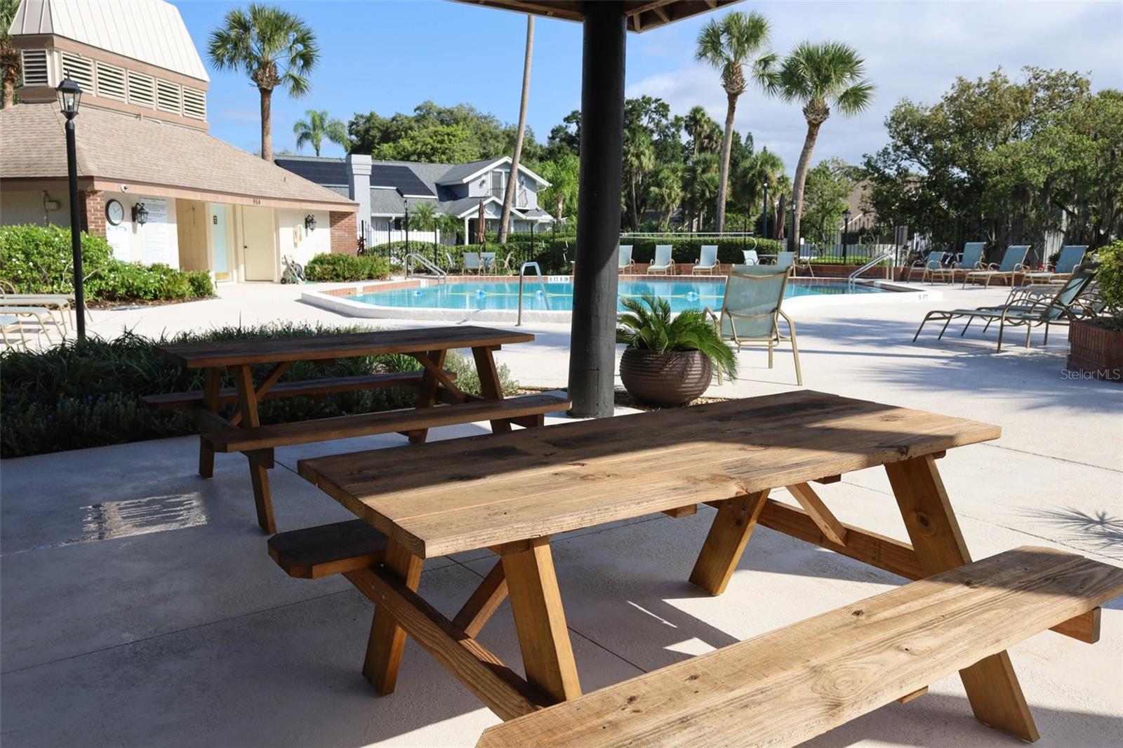 LANDINGS THE - Residential