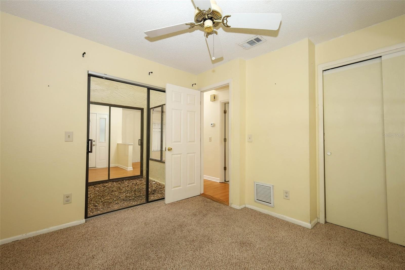 LANDINGS THE - Residential