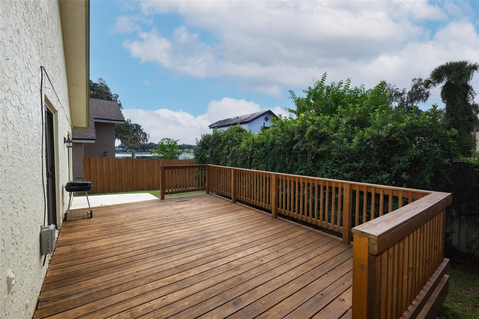 LANDINGS THE - Residential