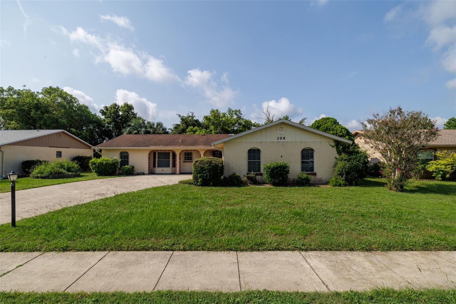 229 GEORGETOWNE BOULEVARD