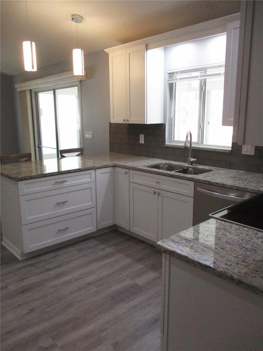 SPRUCE CREEK PRESERVE V - Residential