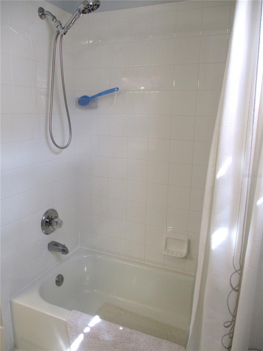 SPRUCE CREEK PRESERVE V - Residential