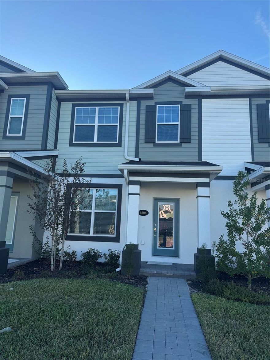Beautiful rental prperty in the highly desired Center Lake on the Park community in St. Cloud. Located at 1404 Lunpini St, St. Cloud, FL 34771, this property offers a comfortable family lifestyle with easy access to shopping, dining, schools, Lake Nona, 417 and the Turnpike.
The home is in excellent condition, move-in ready, with bright spaces and a functional layout perfect for family living and work-from-home.
Available now and easy to show. Submit your application as soon as possible – rentals in this area do not last long on the market!