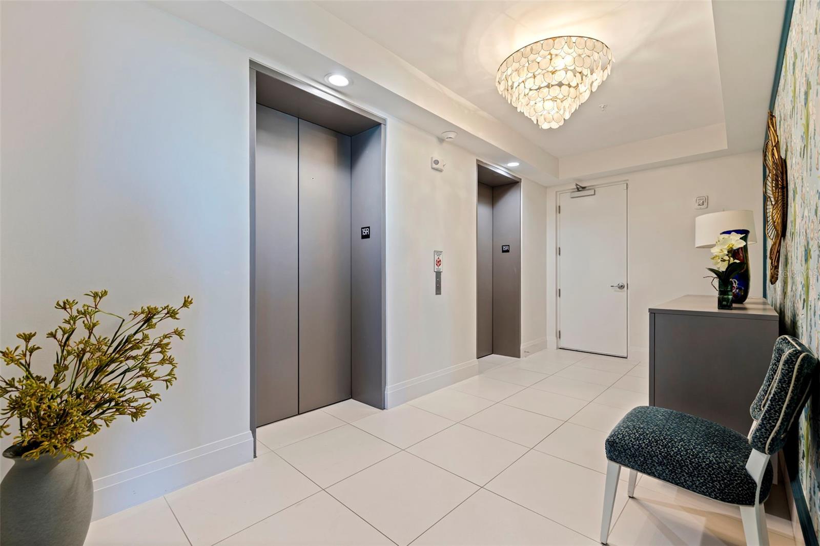 ALTURA BAYSHORE - Residential