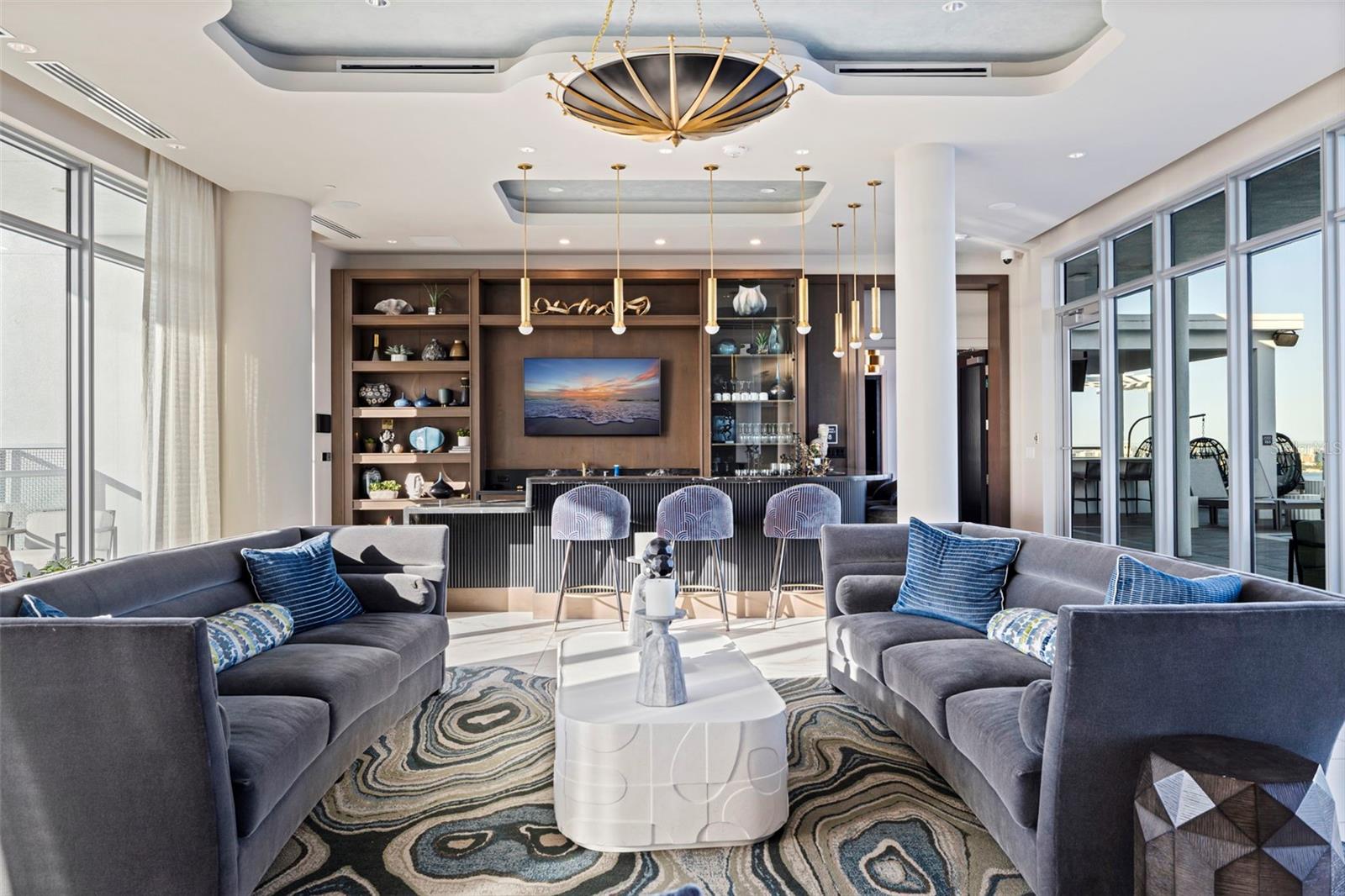 ALTURA BAYSHORE - Residential