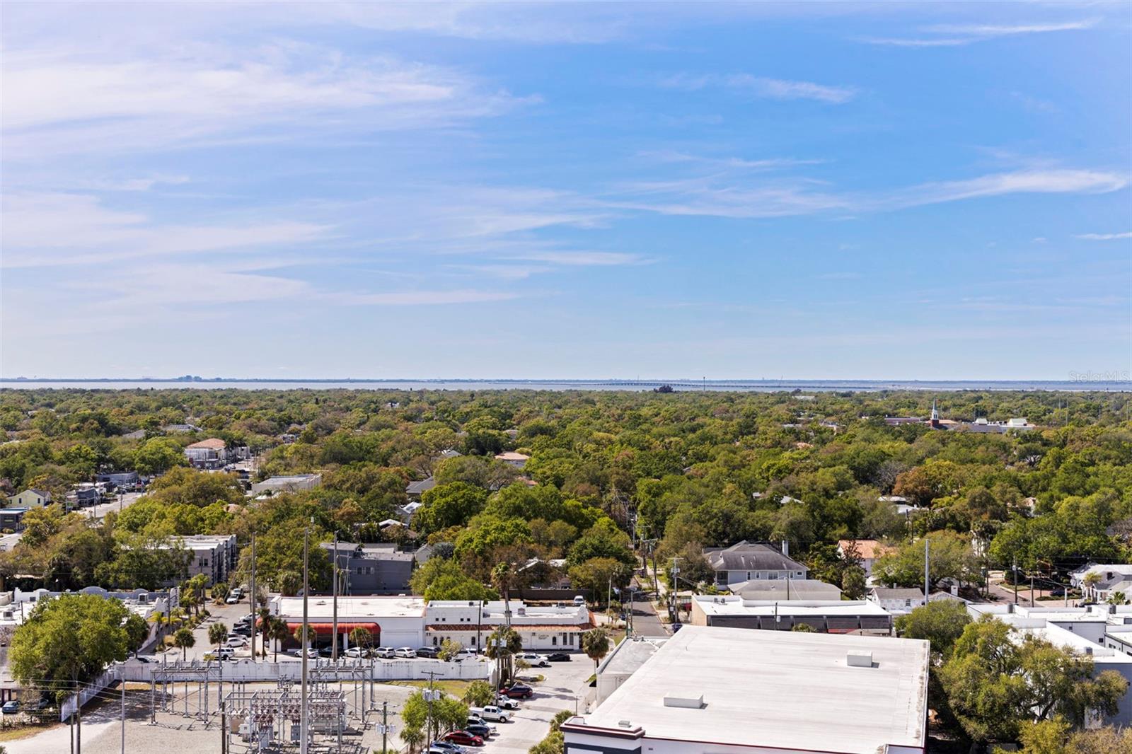 ALTURA BAYSHORE - Residential