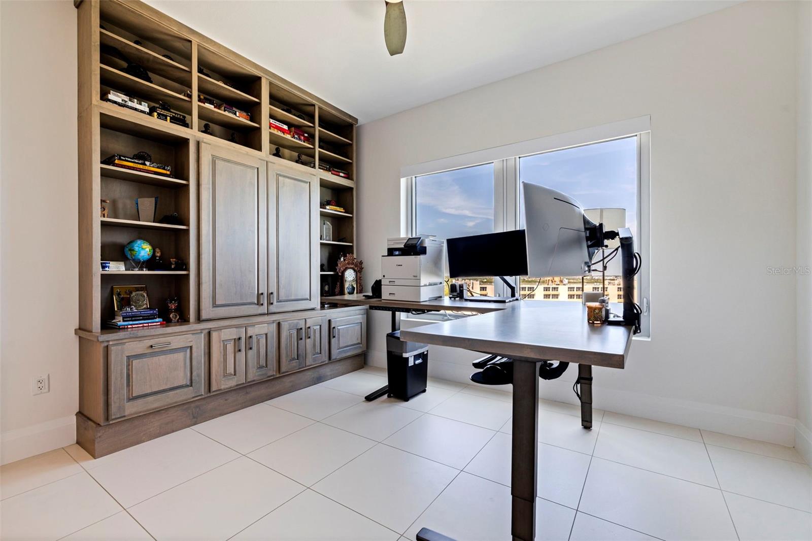 ALTURA BAYSHORE - Residential