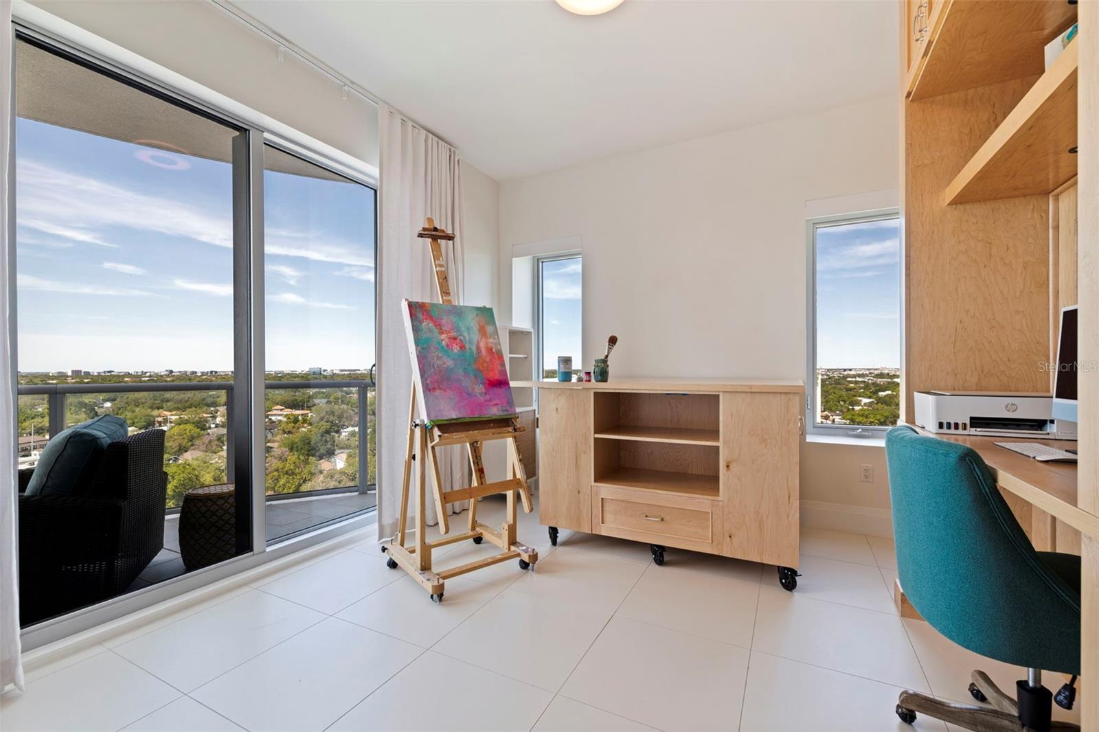 ALTURA BAYSHORE - Residential