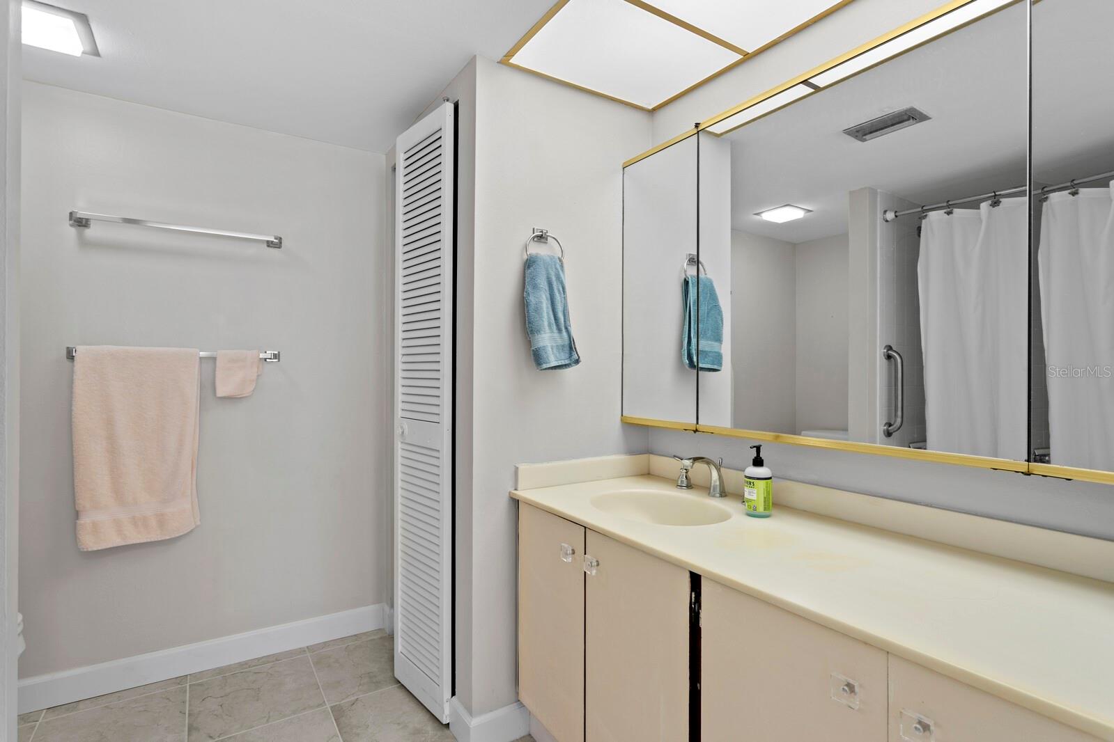 BELLEVIEW BILTMORE VILLAS BAYSHORE - Residential