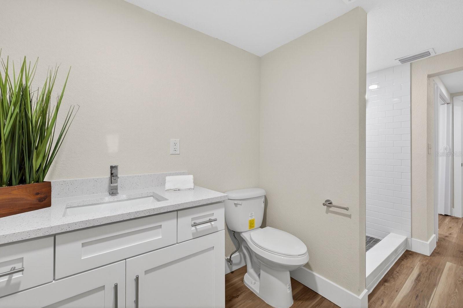 REGENCY PARK - Residential