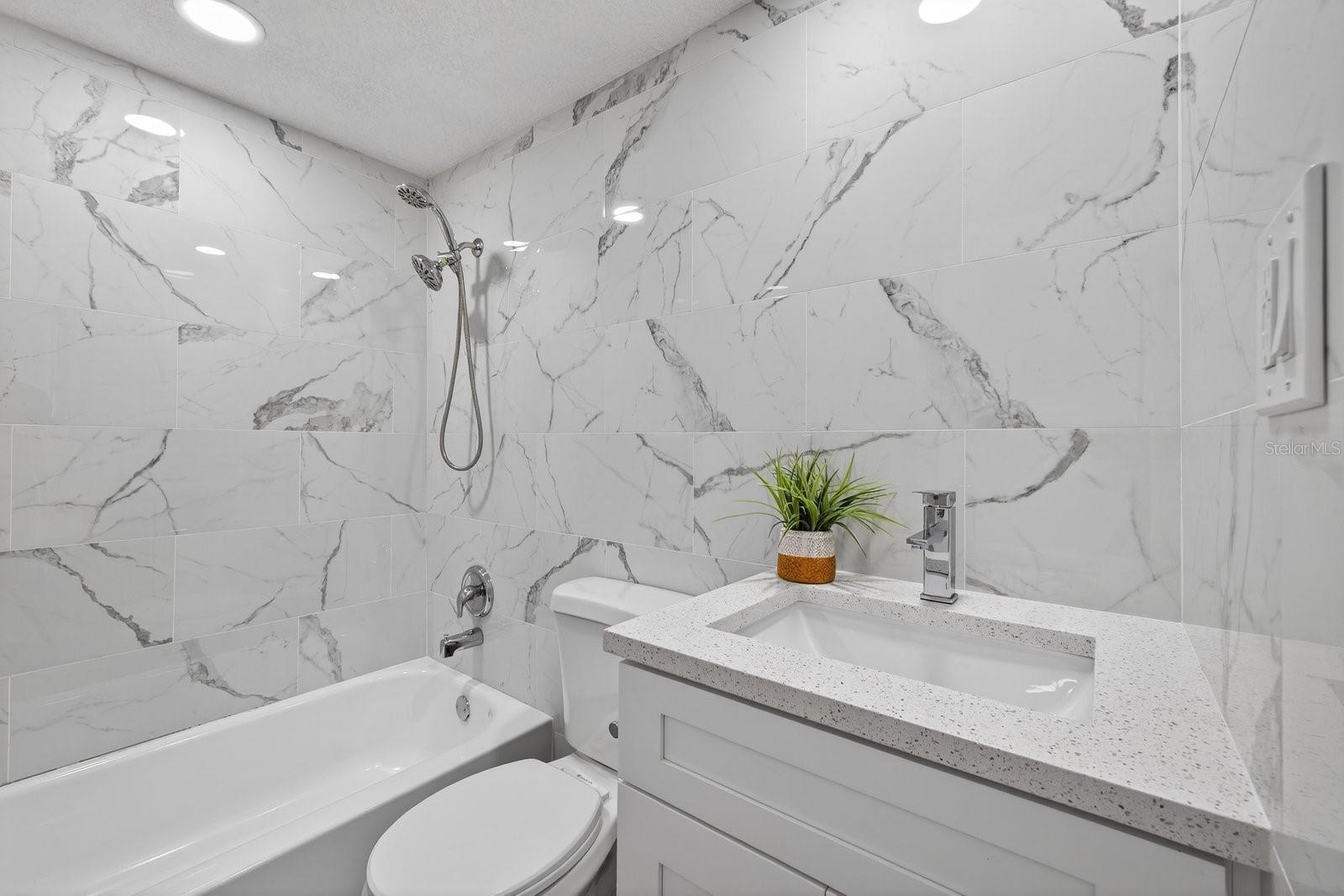 REGENCY PARK - Residential