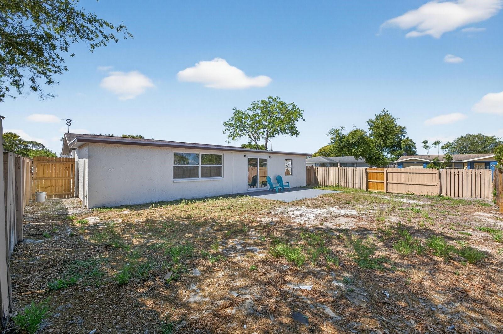 REGENCY PARK - Residential