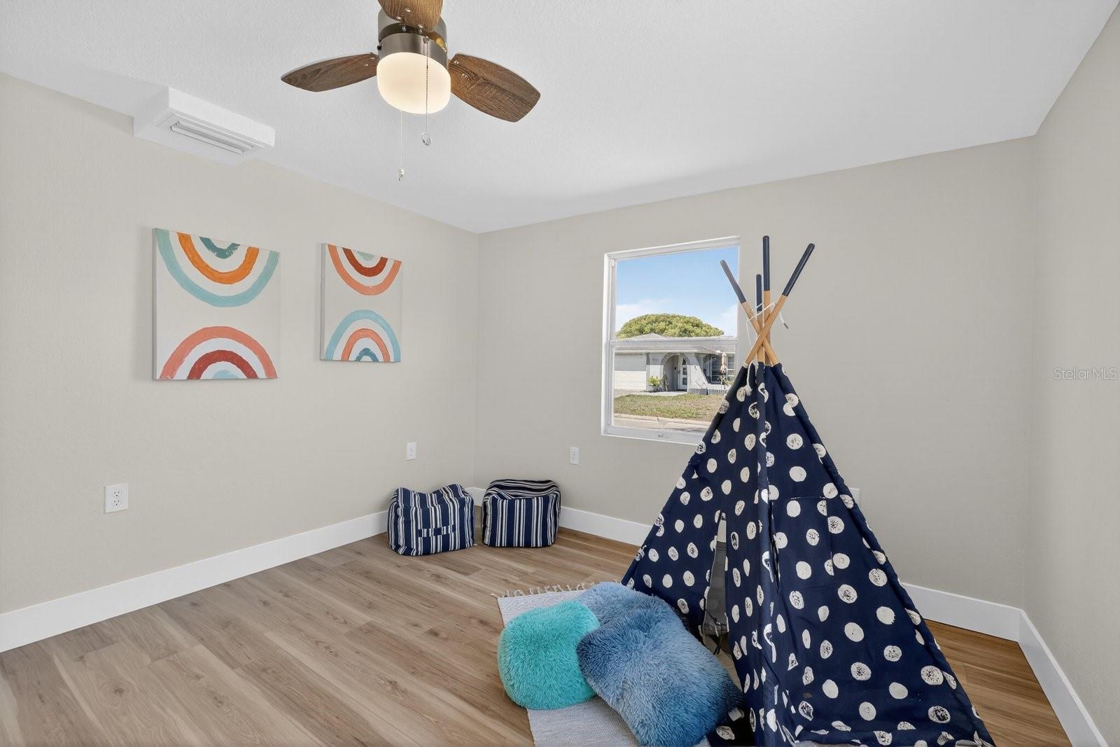 REGENCY PARK - Residential