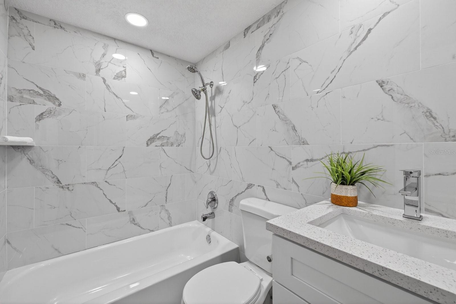 REGENCY PARK - Residential